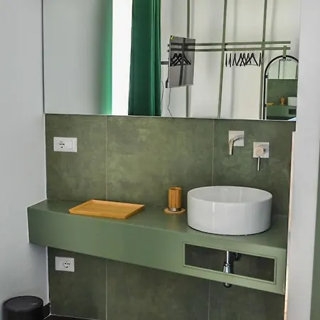 Scavi 32 Hotel *