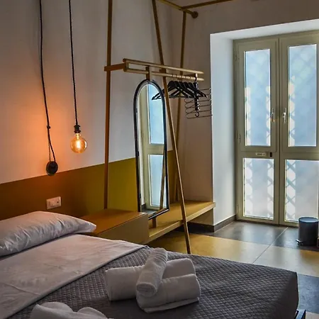 Scavi 32 Hotel