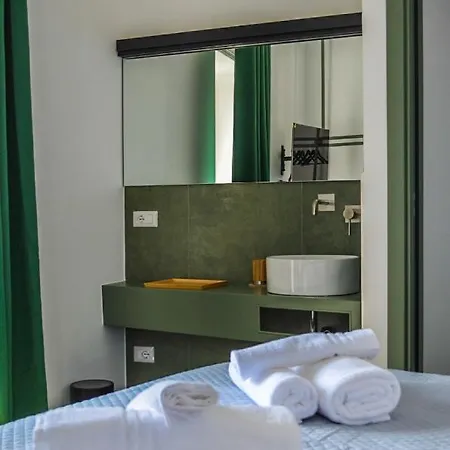 Scavi 32 إيركولانو